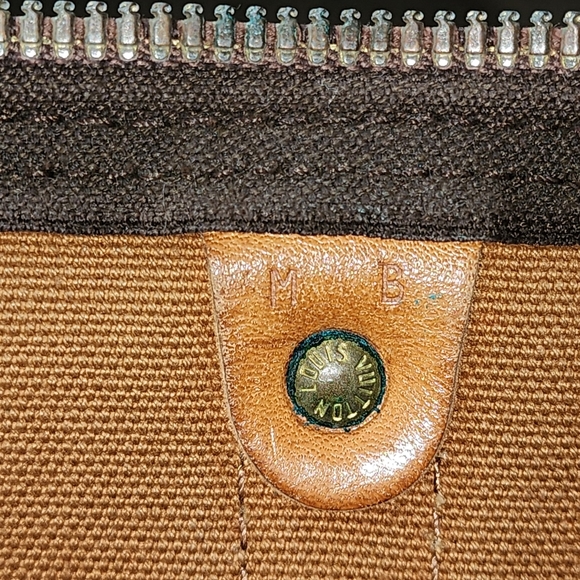 Louis Vuitton Keepall 50 Travel Bag - Picture 4 of 5